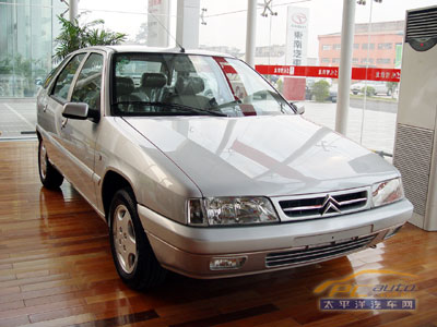 04款富康到貨廣州 改進不多驚喜不大